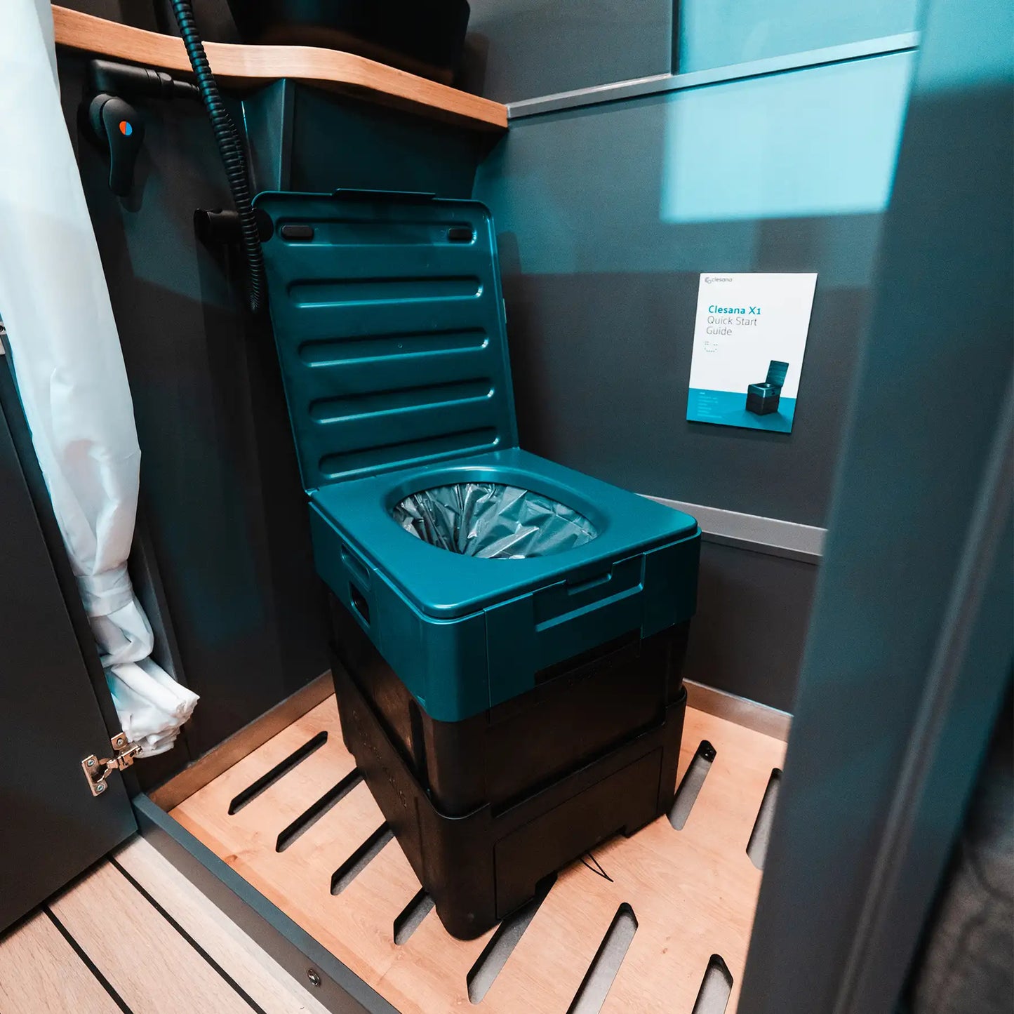Clesana X1 Mobile Toilet